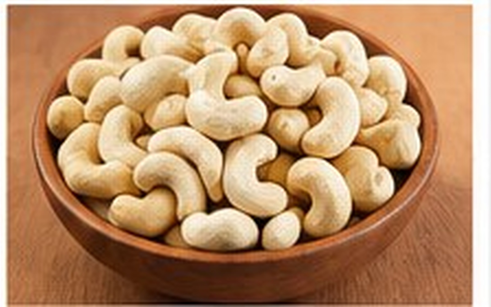 Premium Indian cashew kernels